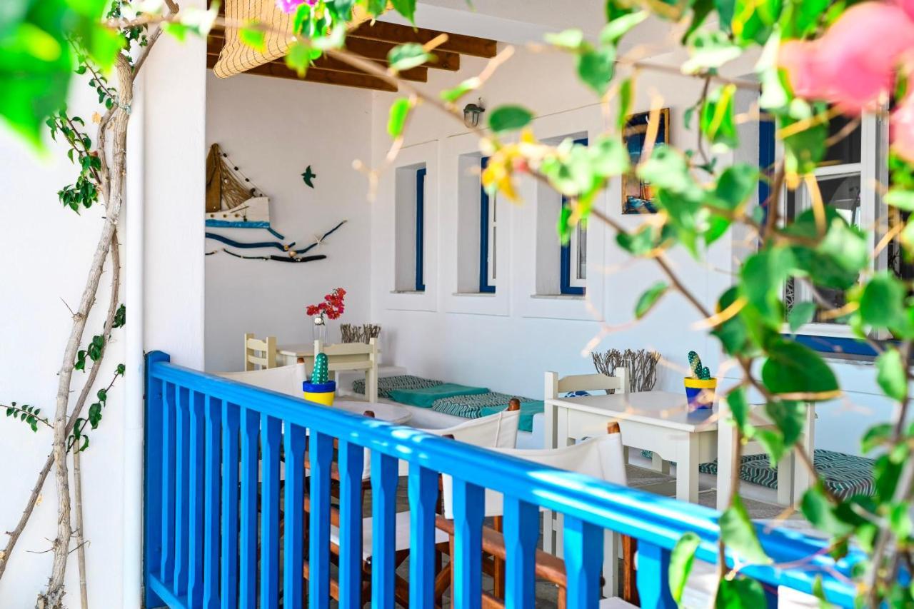Beachfront Bocamviglies Rooms - Naoussa Bespoke View Kültér fotó
