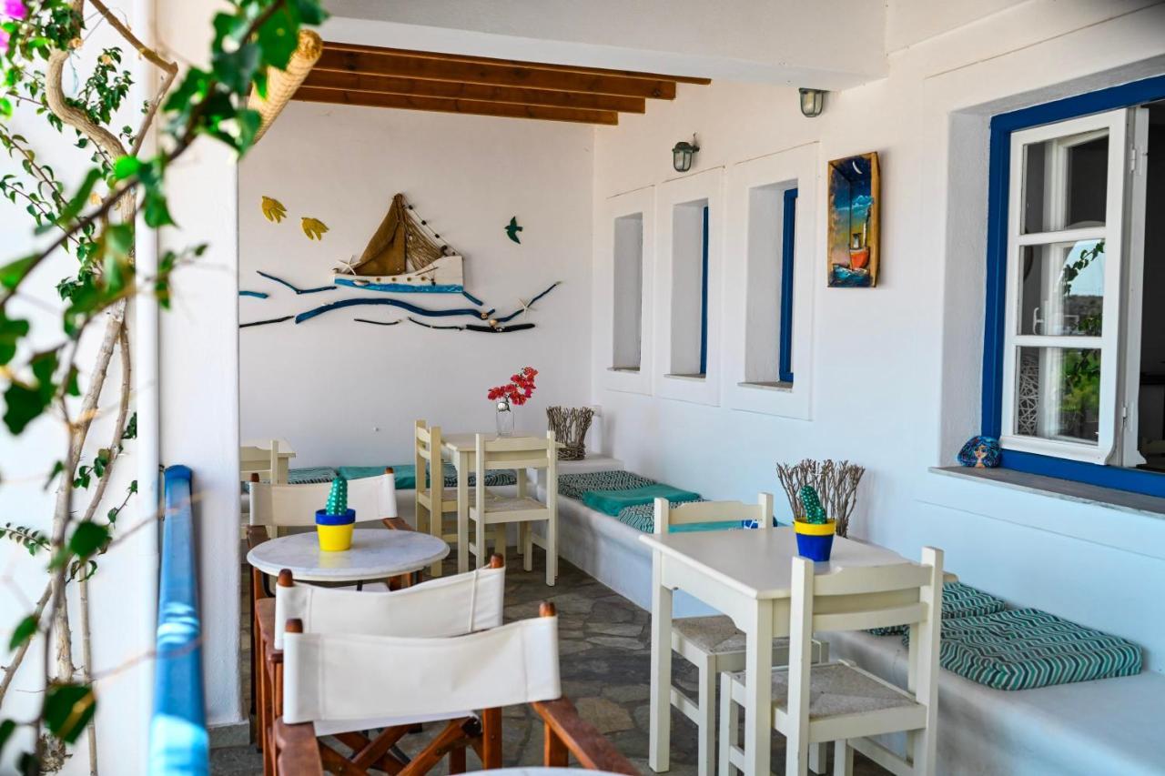 Beachfront Bocamviglies Rooms - Naoussa Bespoke View Kültér fotó