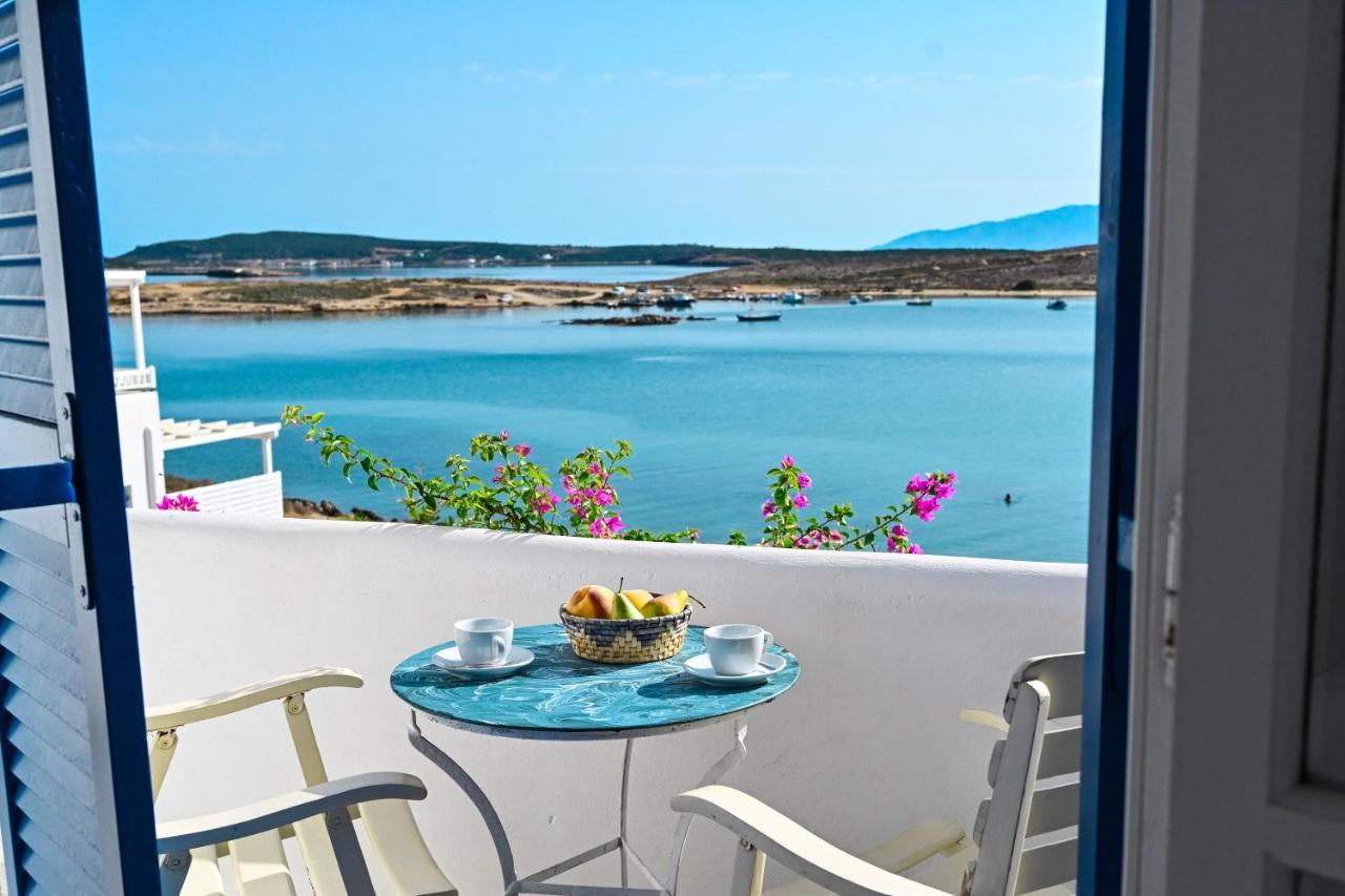 Beachfront Bocamviglies Rooms - Naoussa Bespoke View Kültér fotó
