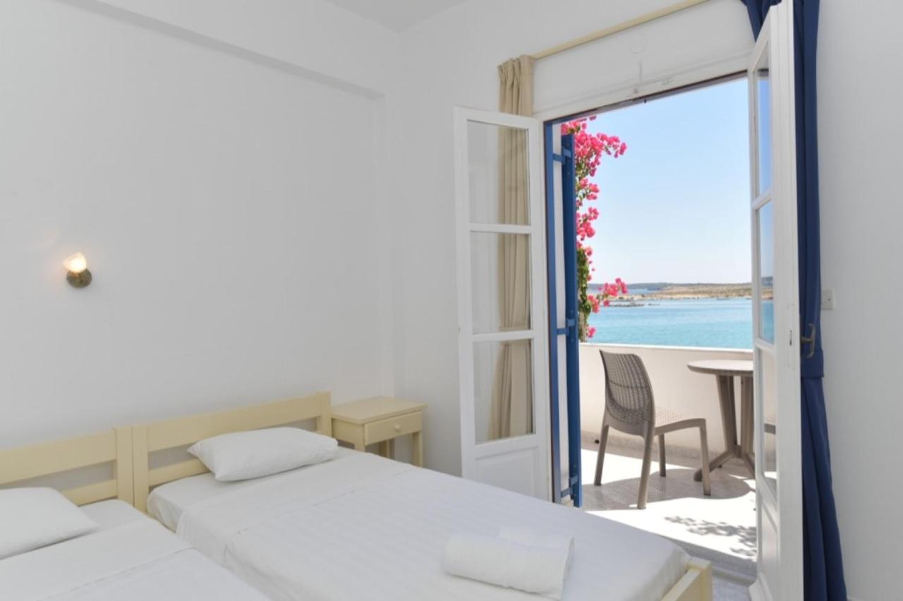 Beachfront Bocamviglies Rooms - Naoussa Bespoke View Kültér fotó